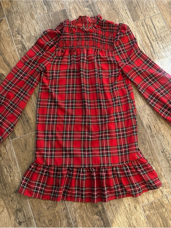 SHEIN Dresses & Skirts - NWOT Red Plaid Ruffle Hem Smocked Dress